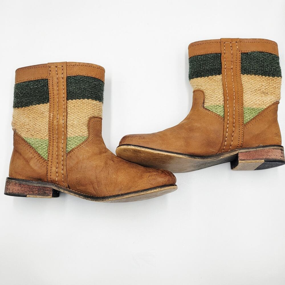 Seychelles "Give Your Heart Away" Brown Leather Neutral Tapestry Moto Boots Sz 8 - Picture 4 of 11